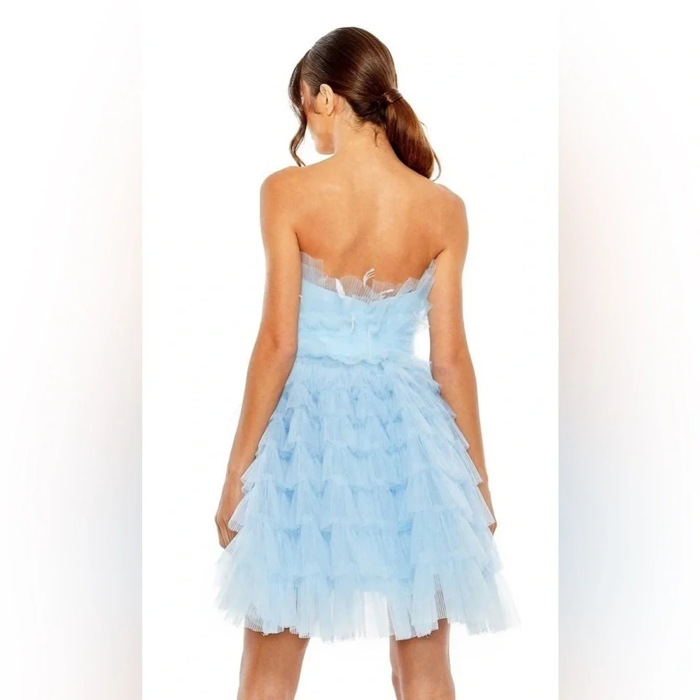 NWT Mac Duggal Blue Feathered Strapless Tulle Fit & Flare in size 10 - 20529